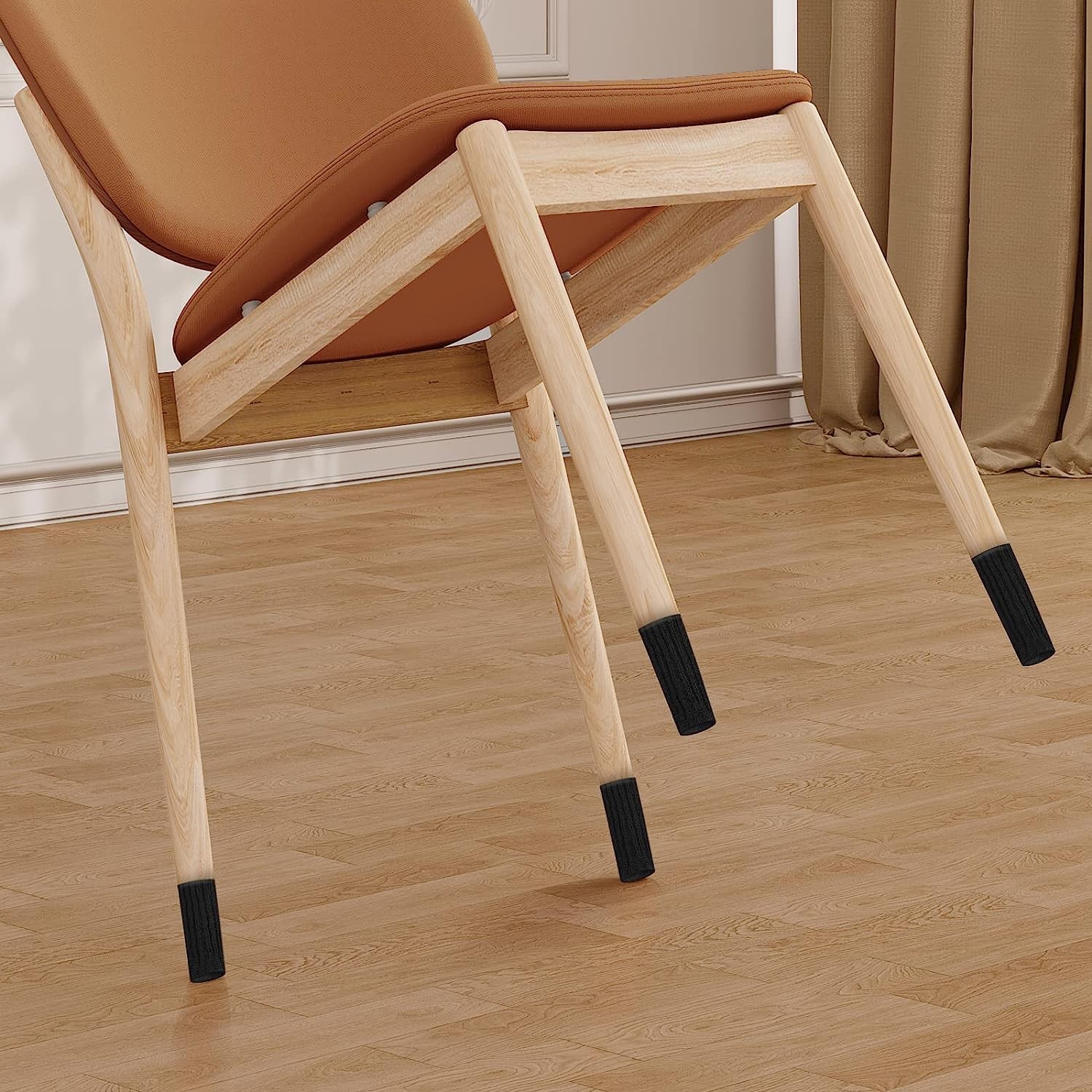 Calcetines o medias para las patas de las sillas 